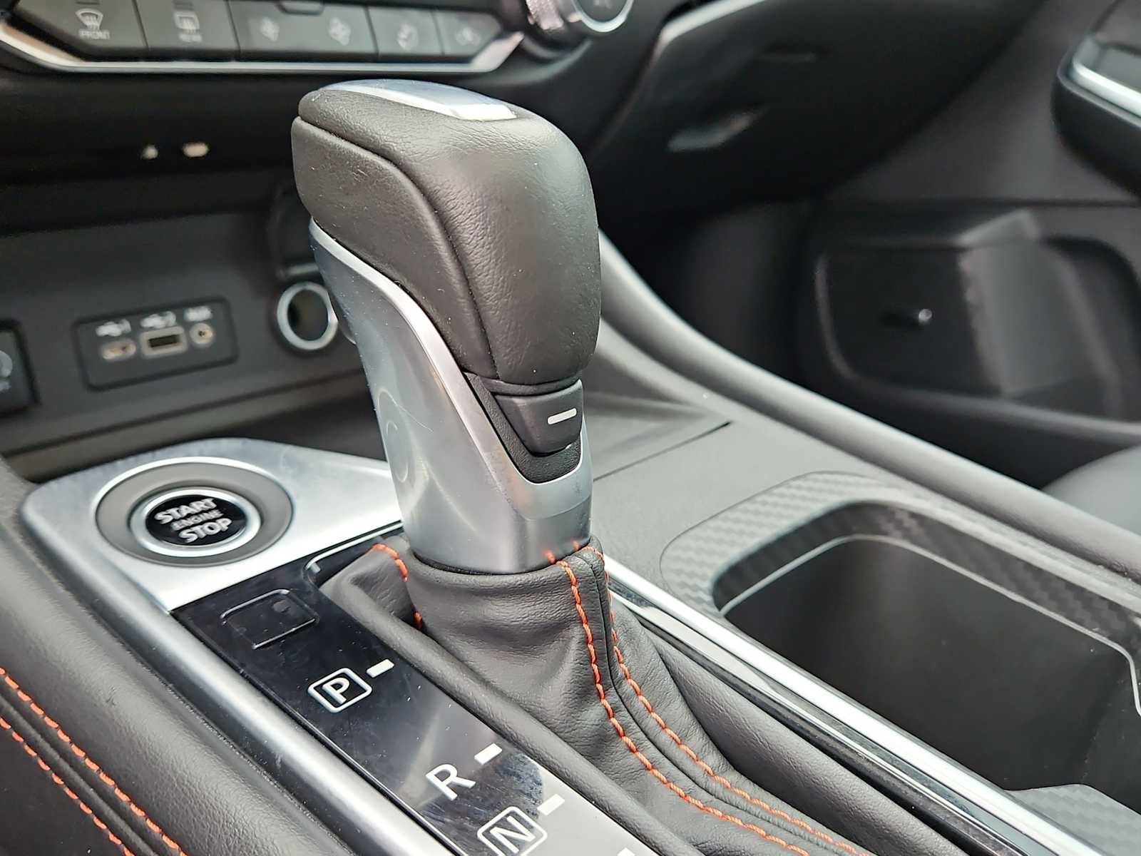 2024 Nissan Sentra SR Xtronic CVT