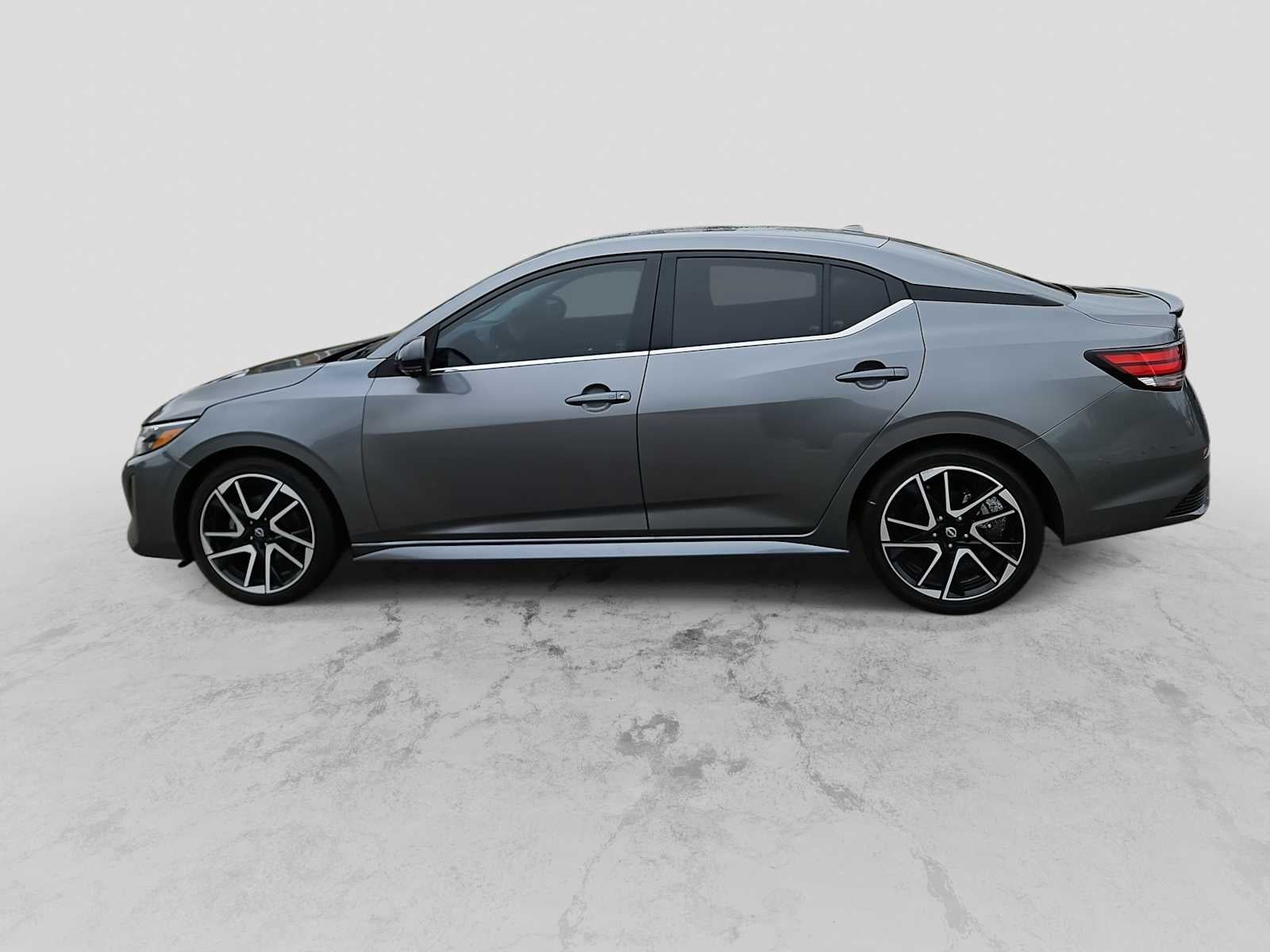 2024 Nissan Sentra SR Xtronic CVT