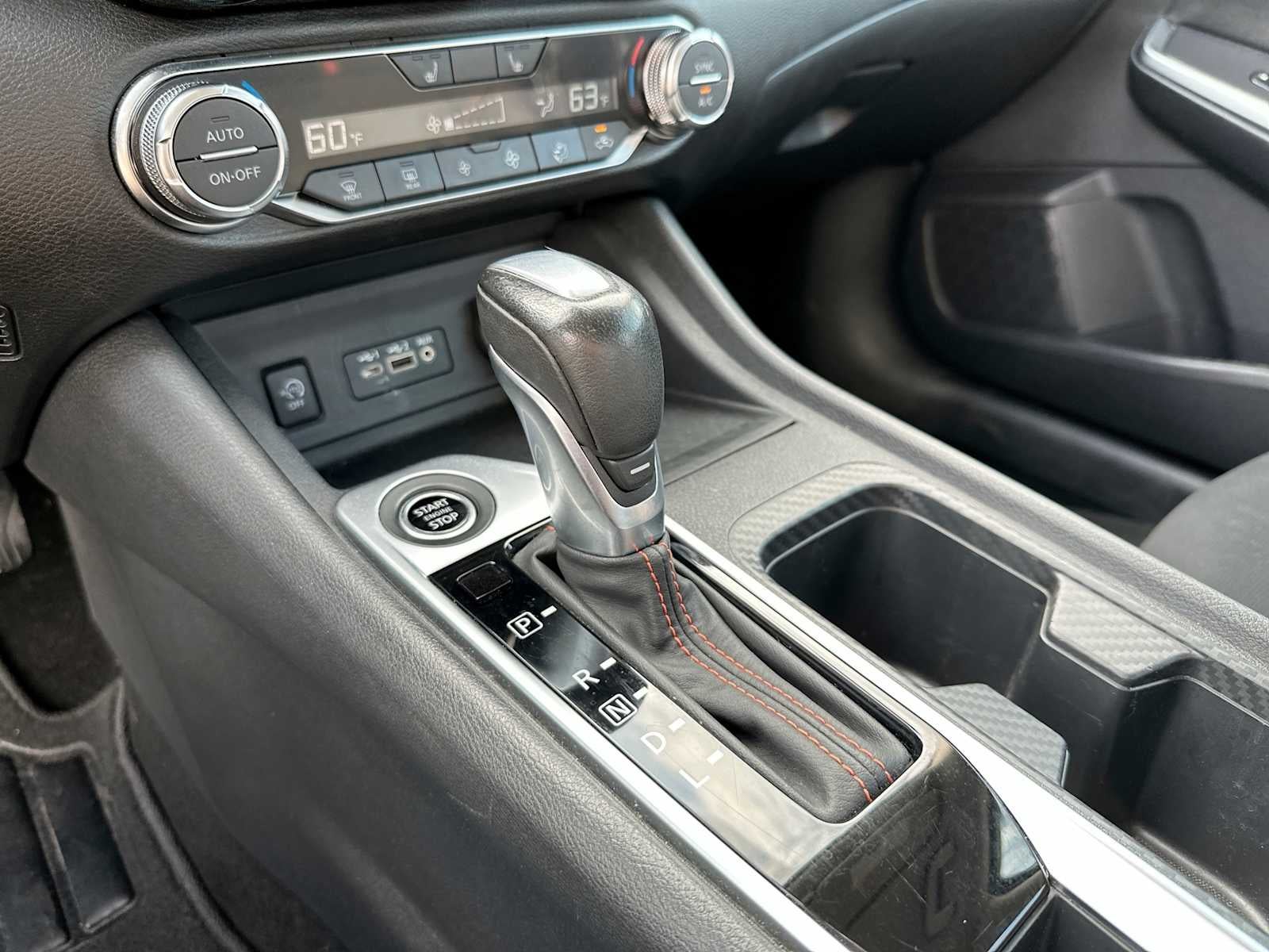 2024 Nissan Sentra SR Xtronic CVT