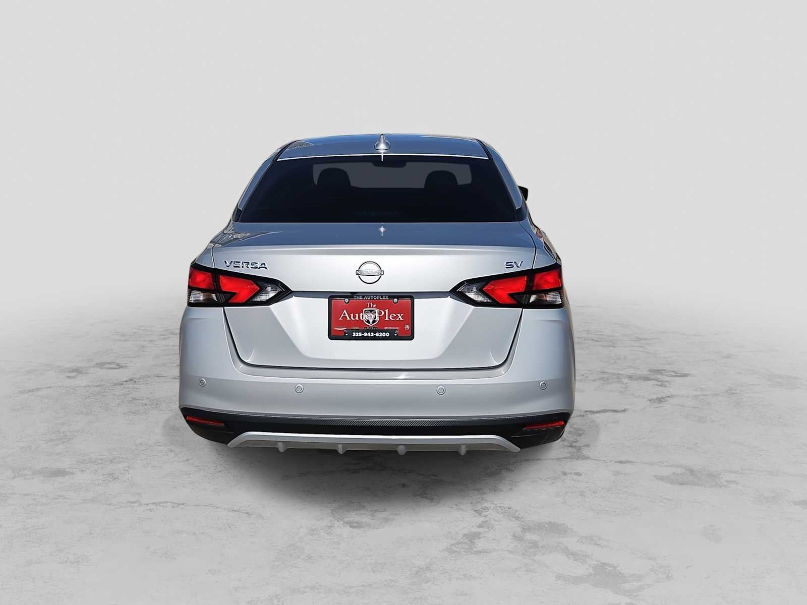 2024 Nissan Versa 1.6 SV