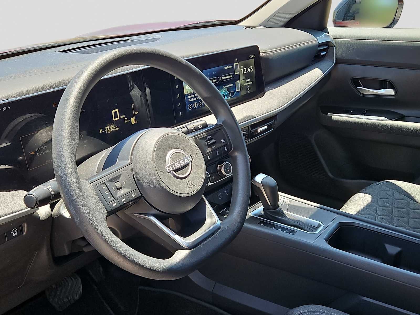 2025 Nissan Kicks SV FWD