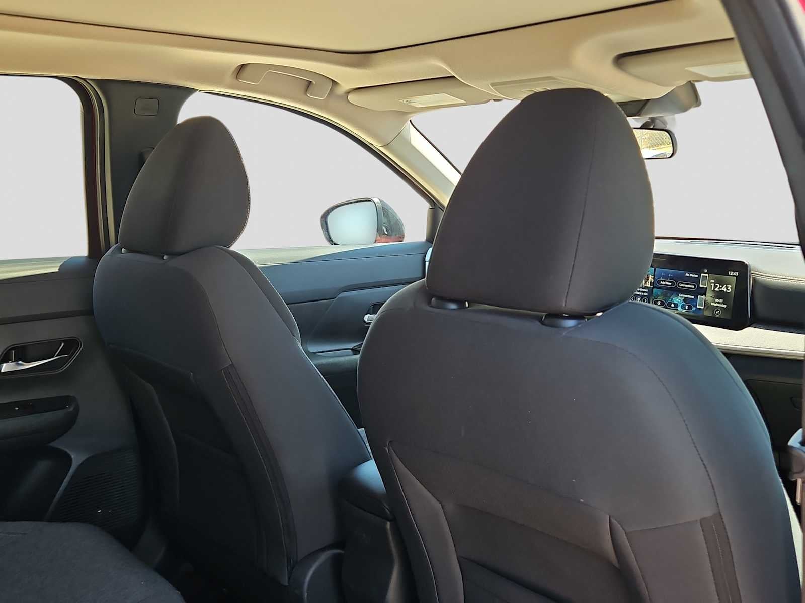 2025 Nissan Kicks SV FWD