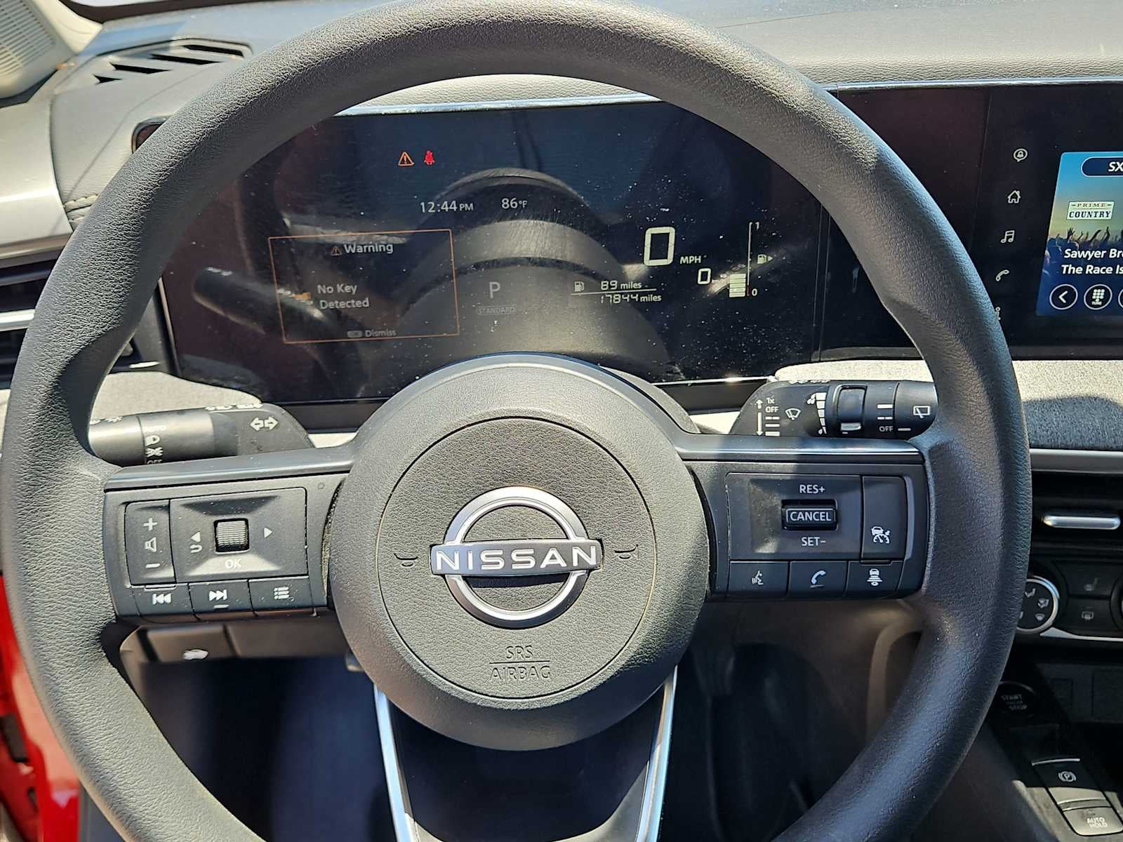 2025 Nissan Kicks SV FWD