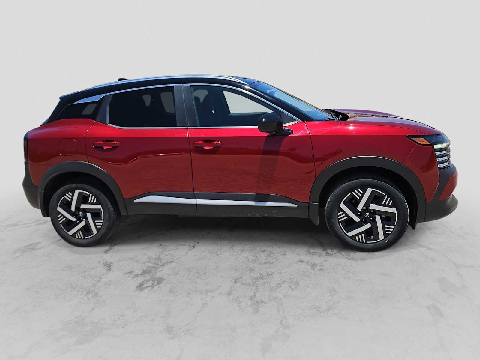 2025 Nissan Kicks SV FWD