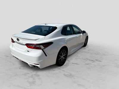 2022 Toyota Camry SE Auto