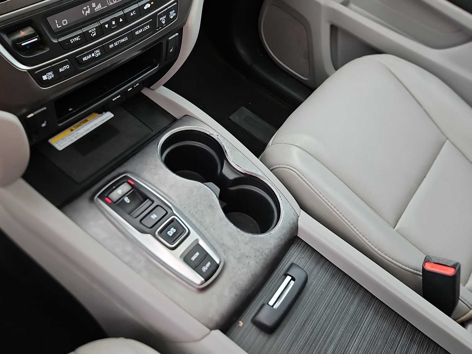 2022 Honda Pilot 2WD Special Edition