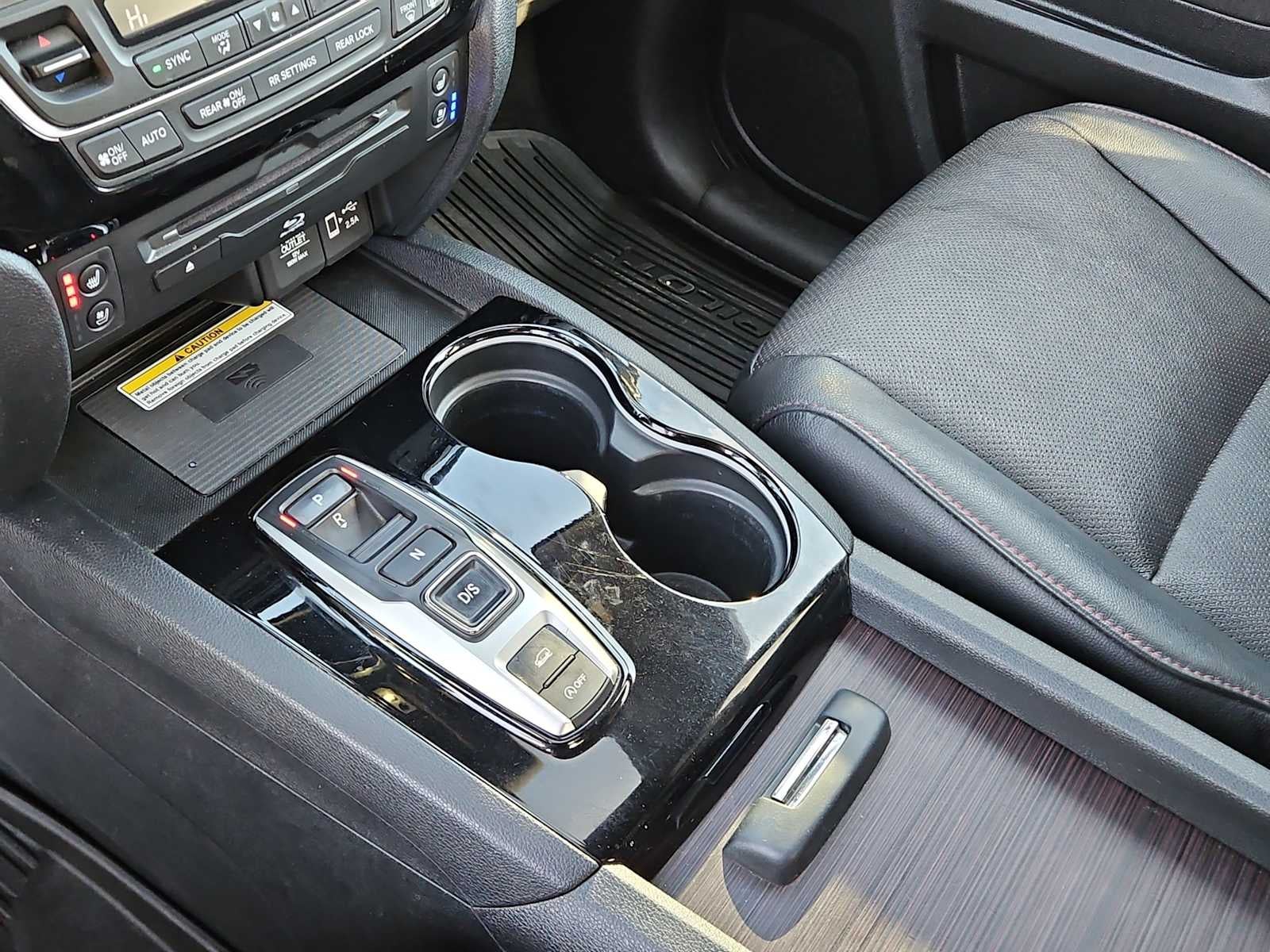 2022 Honda Pilot AWD Black Edition