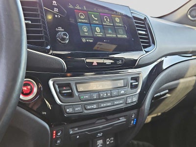 2022 Honda Pilot AWD Black Edition