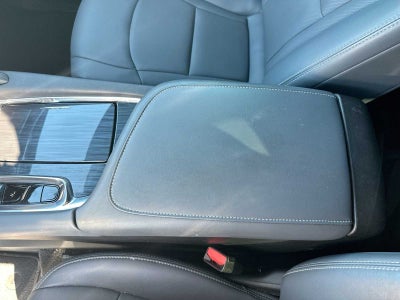 2024 Buick Enclave Essence FWD