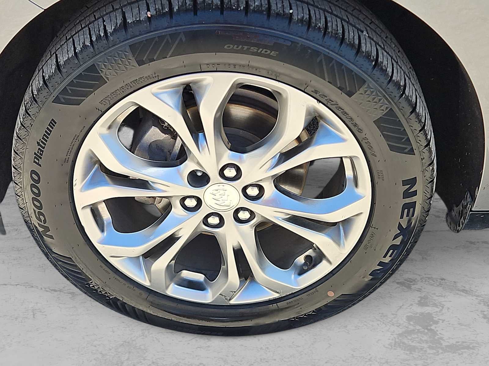 2019 Buick Enclave FWD Avenir