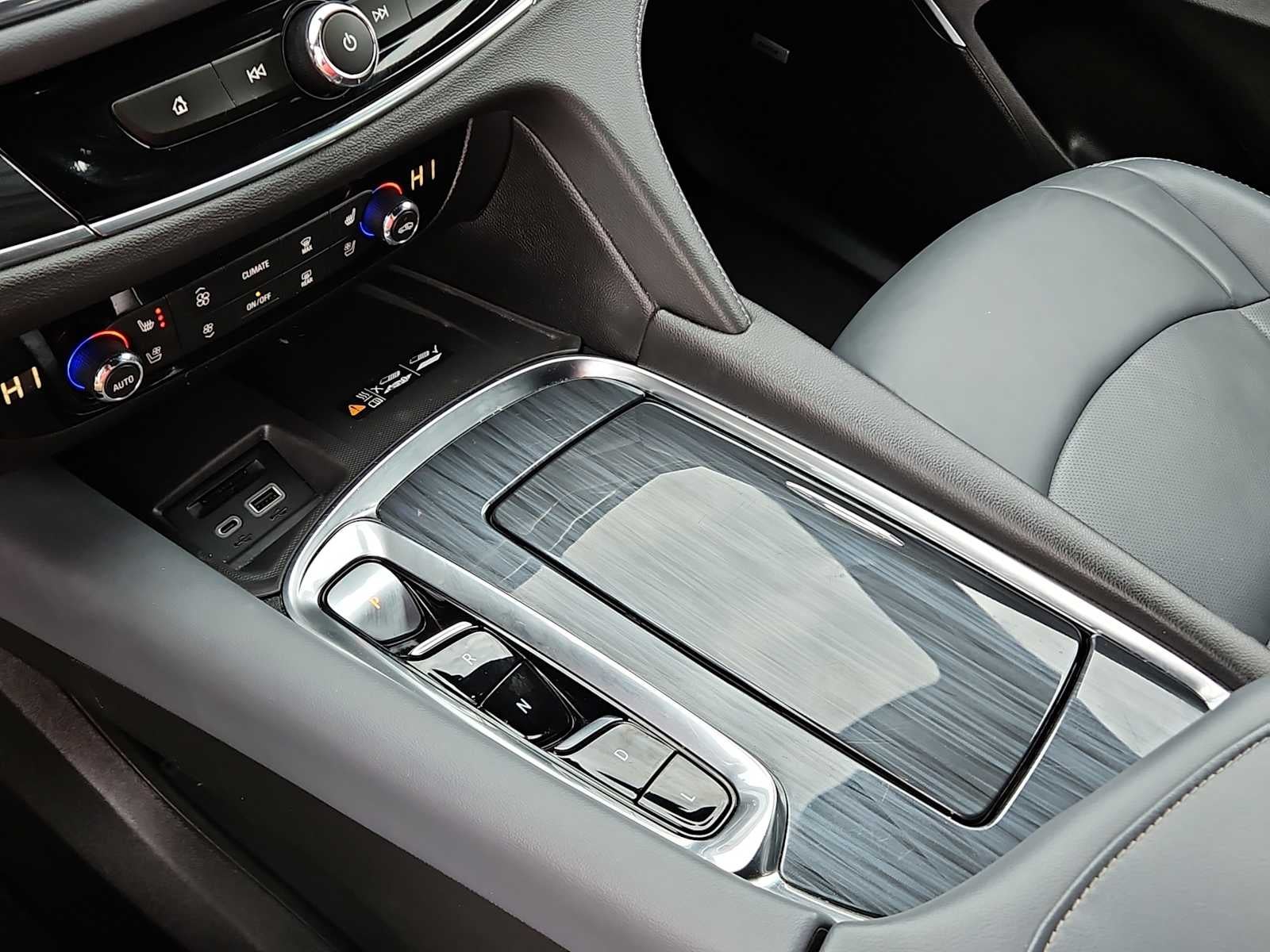 2024 Buick Enclave Premium AWD