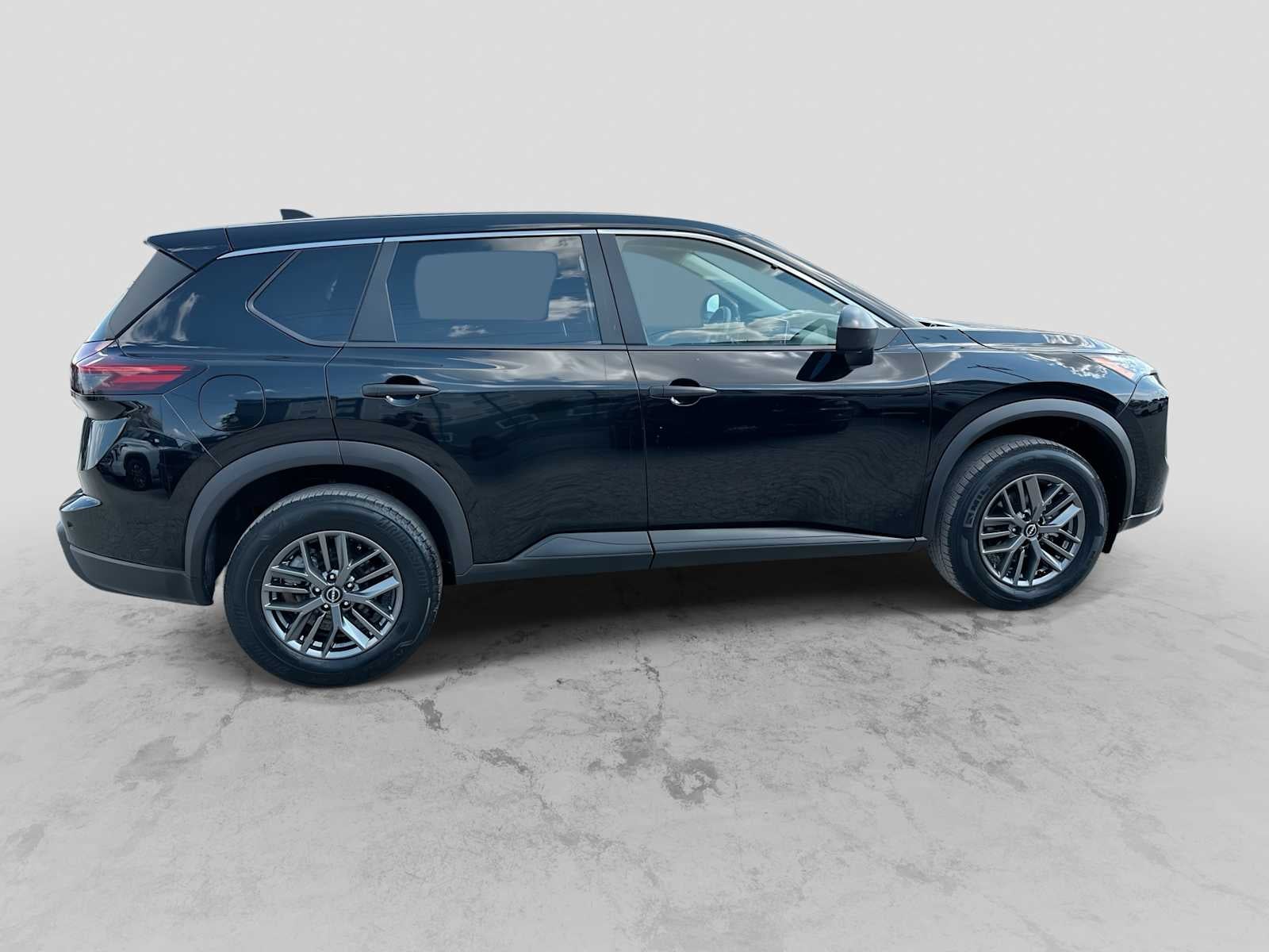 2024 Nissan Rogue S FWD