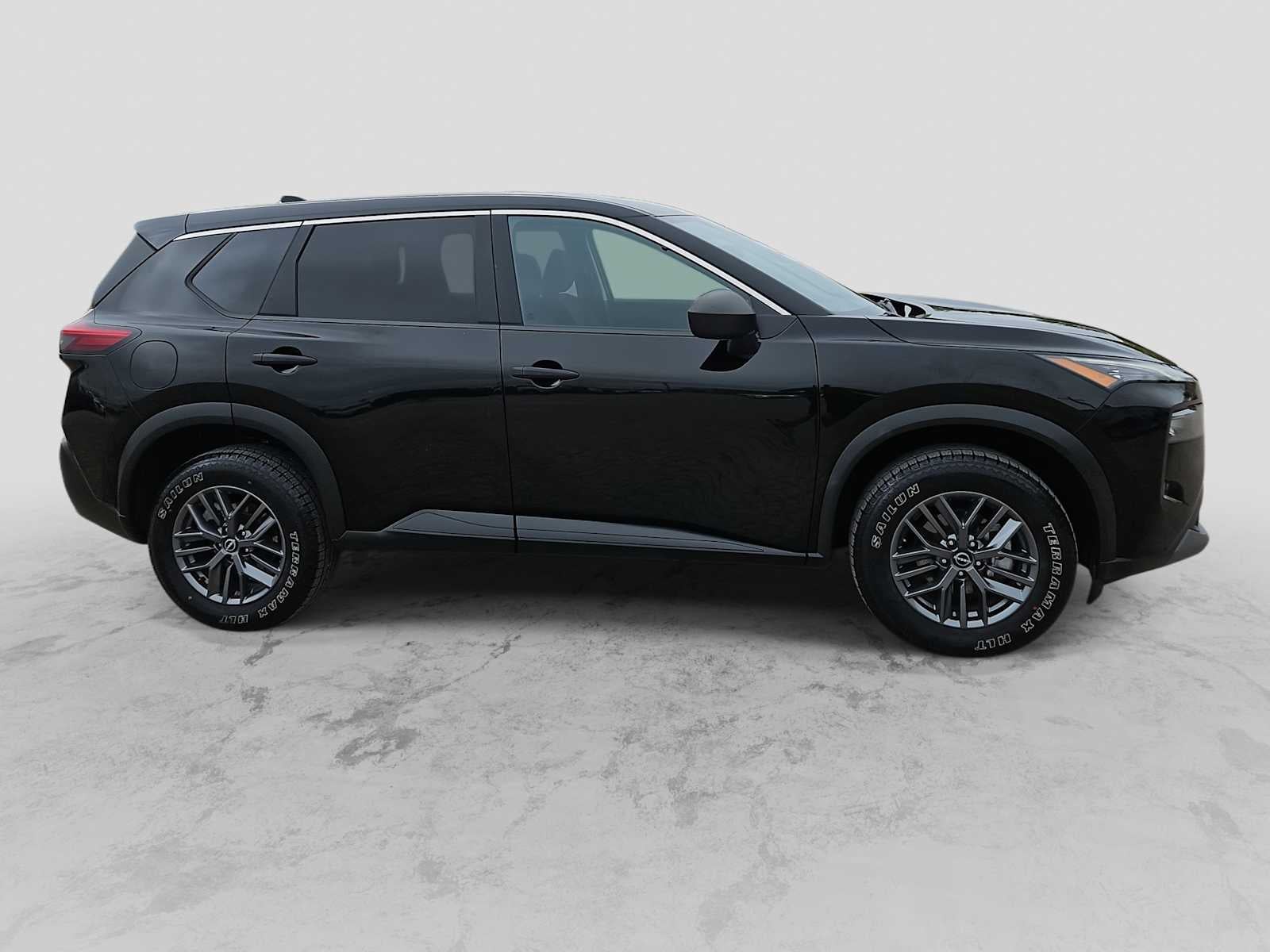 2023 Nissan Rogue S FWD