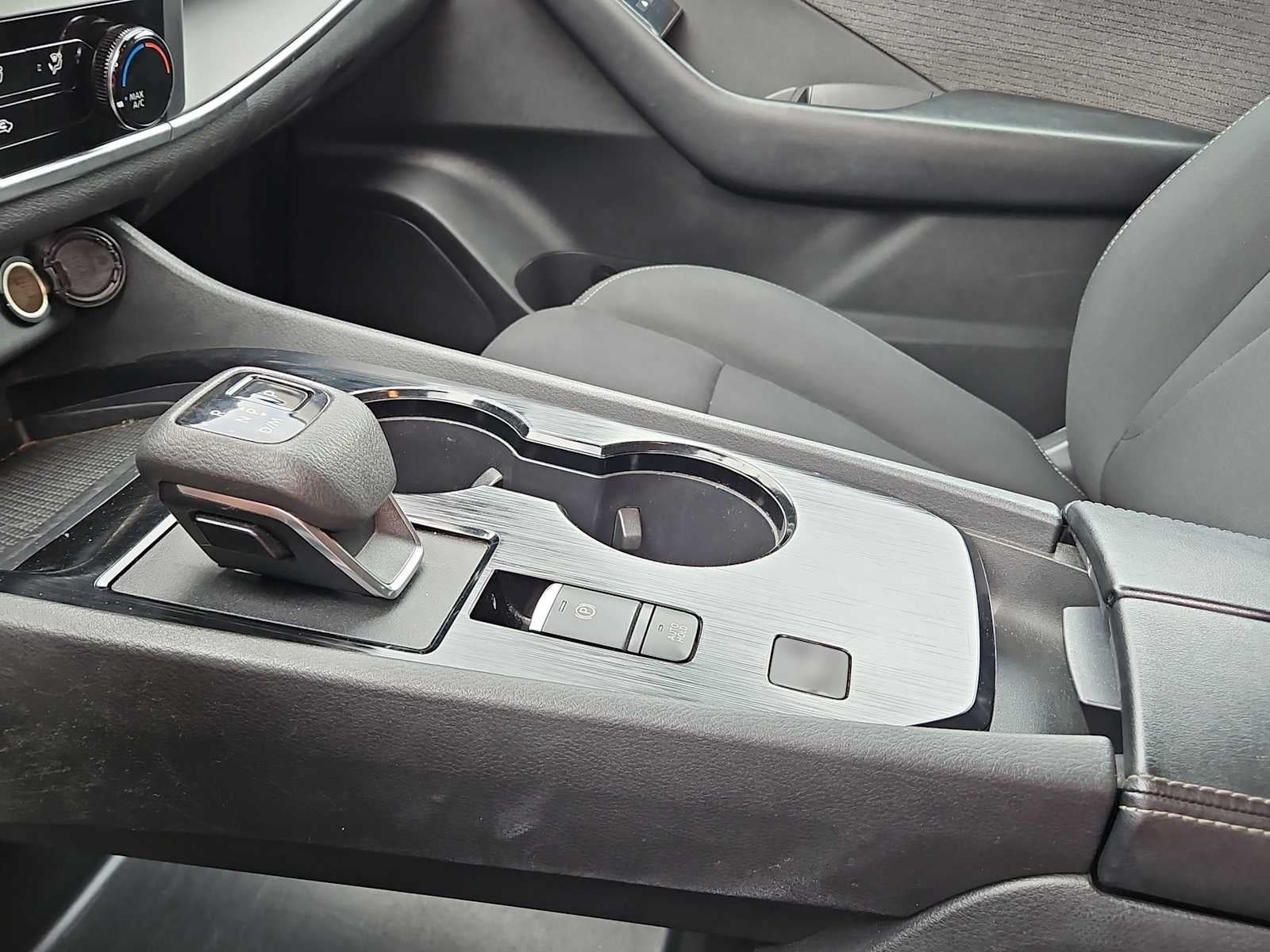 2023 Nissan Rogue S FWD