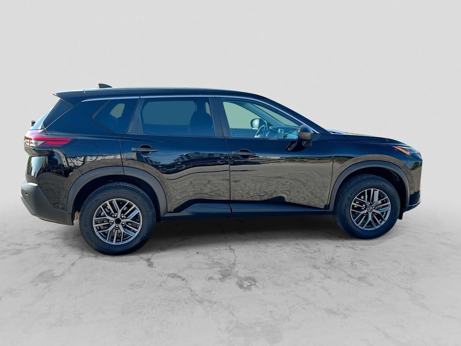 2023 Nissan Rogue S FWD