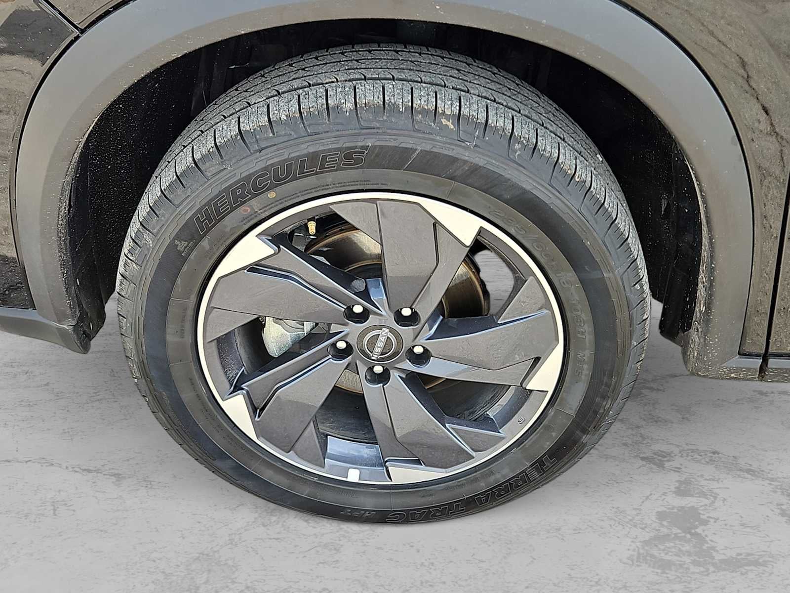 2025 Nissan Rogue SV FWD