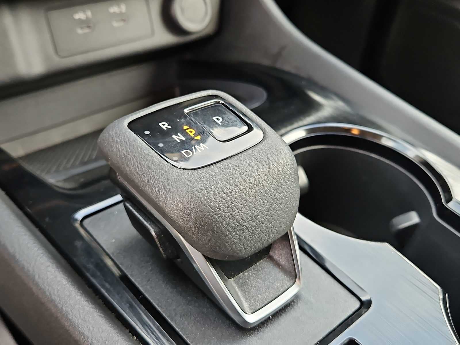 2025 Nissan Rogue SV FWD