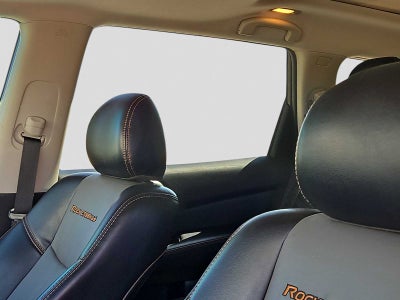 2020 Nissan Pathfinder SL 2WD