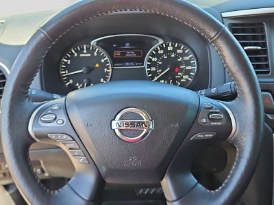 2020 Nissan Pathfinder SL 2WD