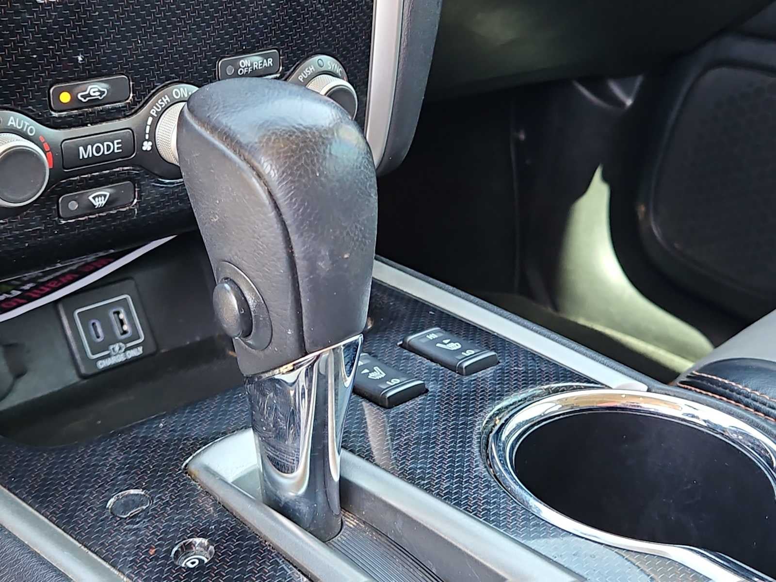 2020 Nissan Pathfinder SL 2WD