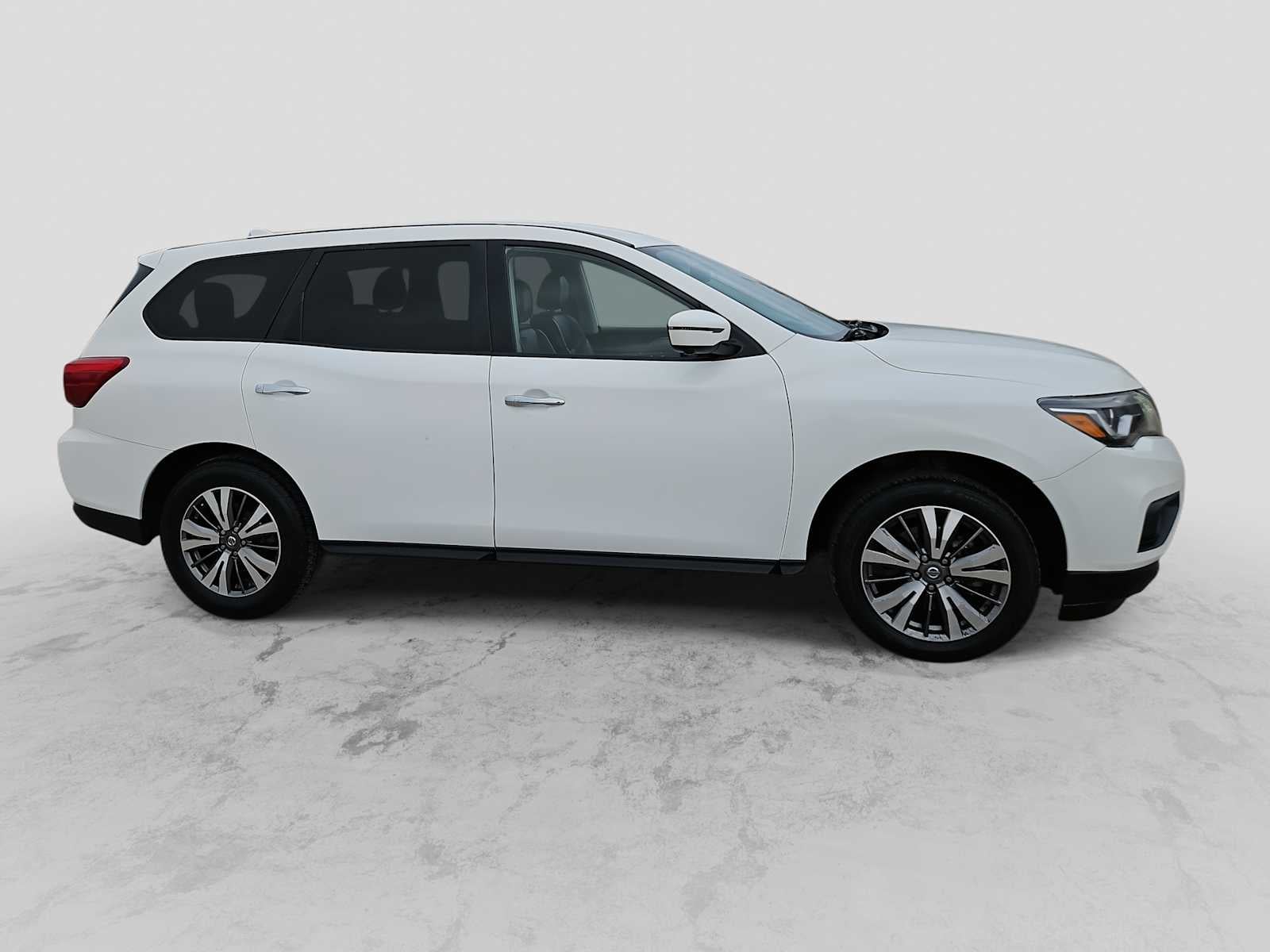 2020 Nissan Pathfinder SL 2WD