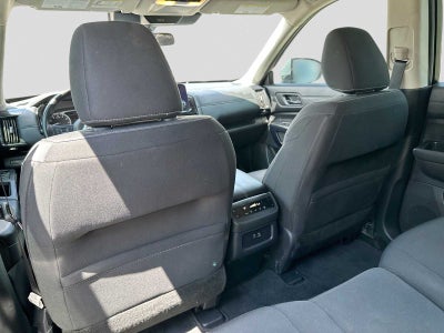 2024 Nissan Pathfinder SV FWD