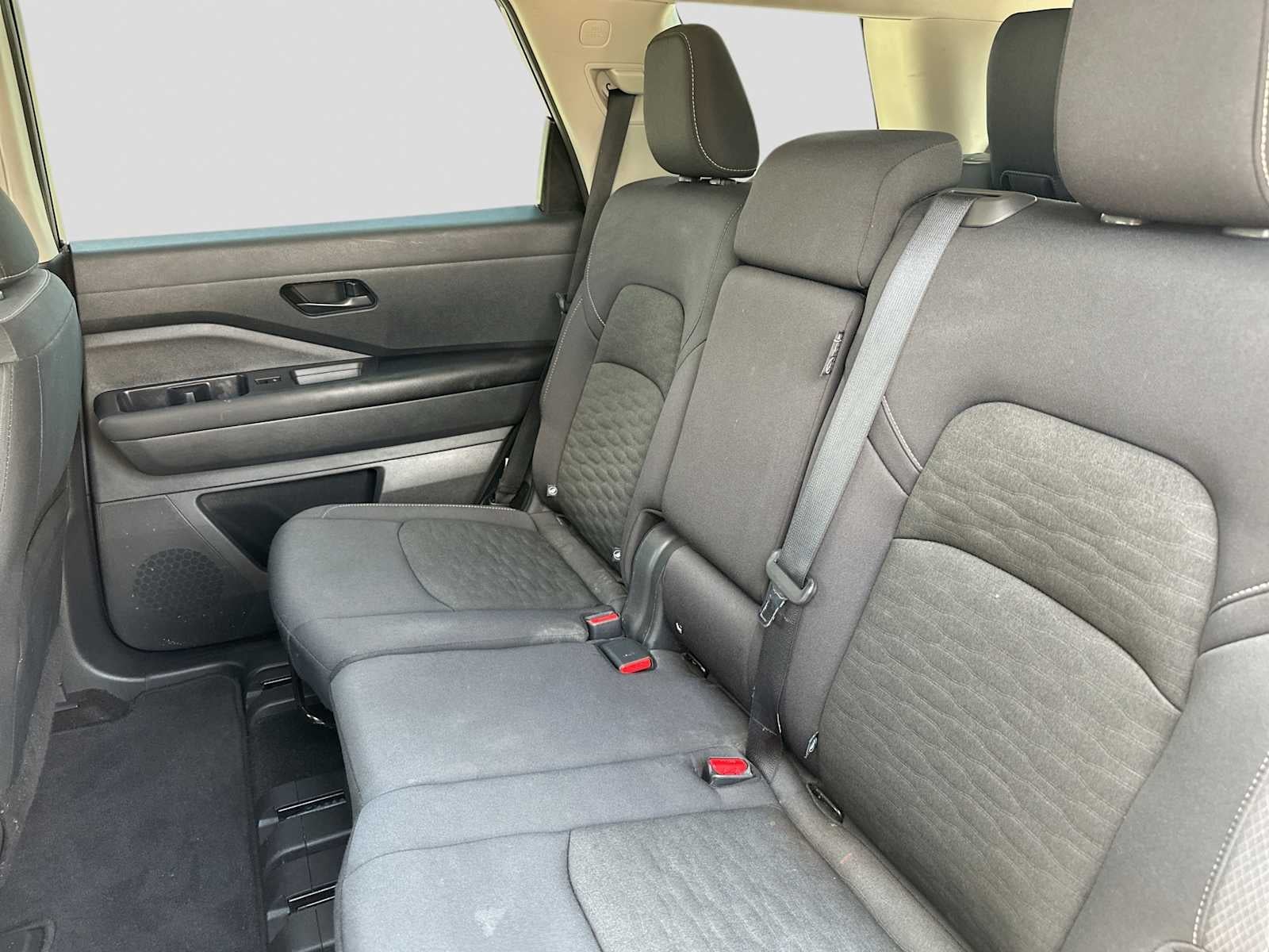 2024 Nissan Pathfinder SV FWD