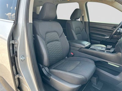 2024 Nissan Pathfinder SV FWD