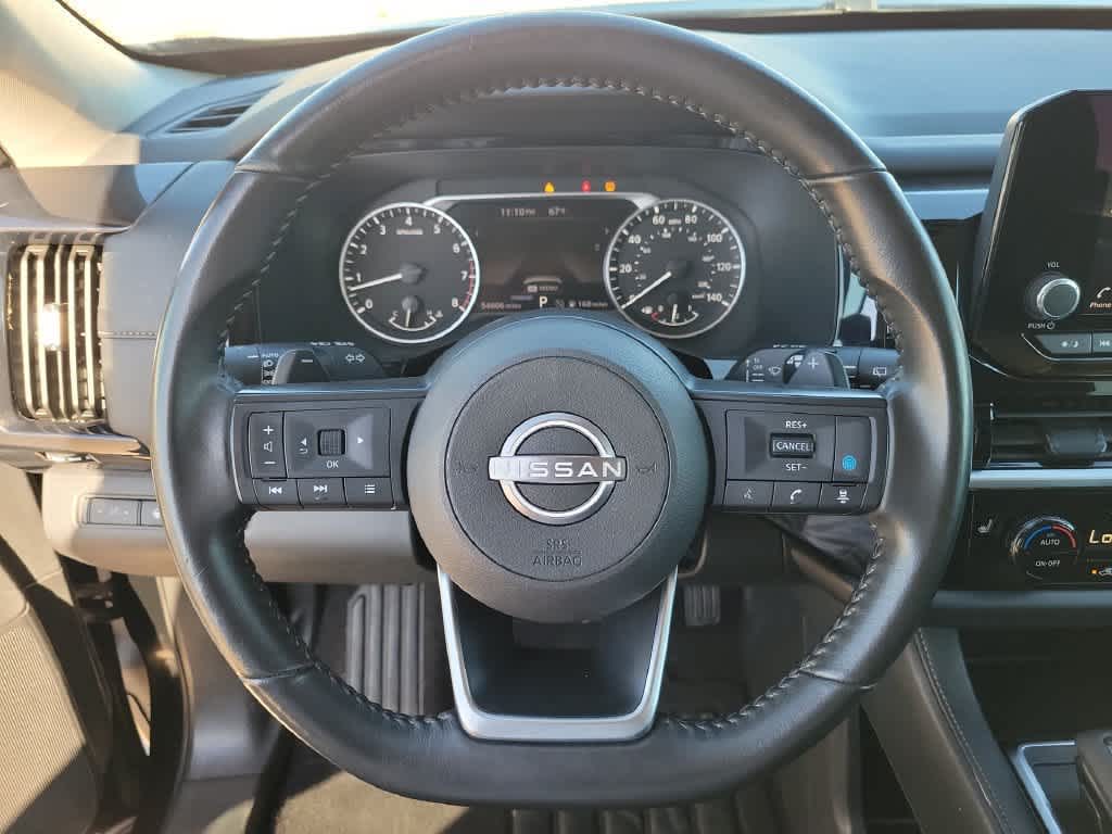 2025 Nissan Pathfinder SV 2WD