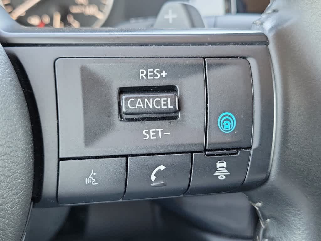 2025 Nissan Pathfinder SV 2WD