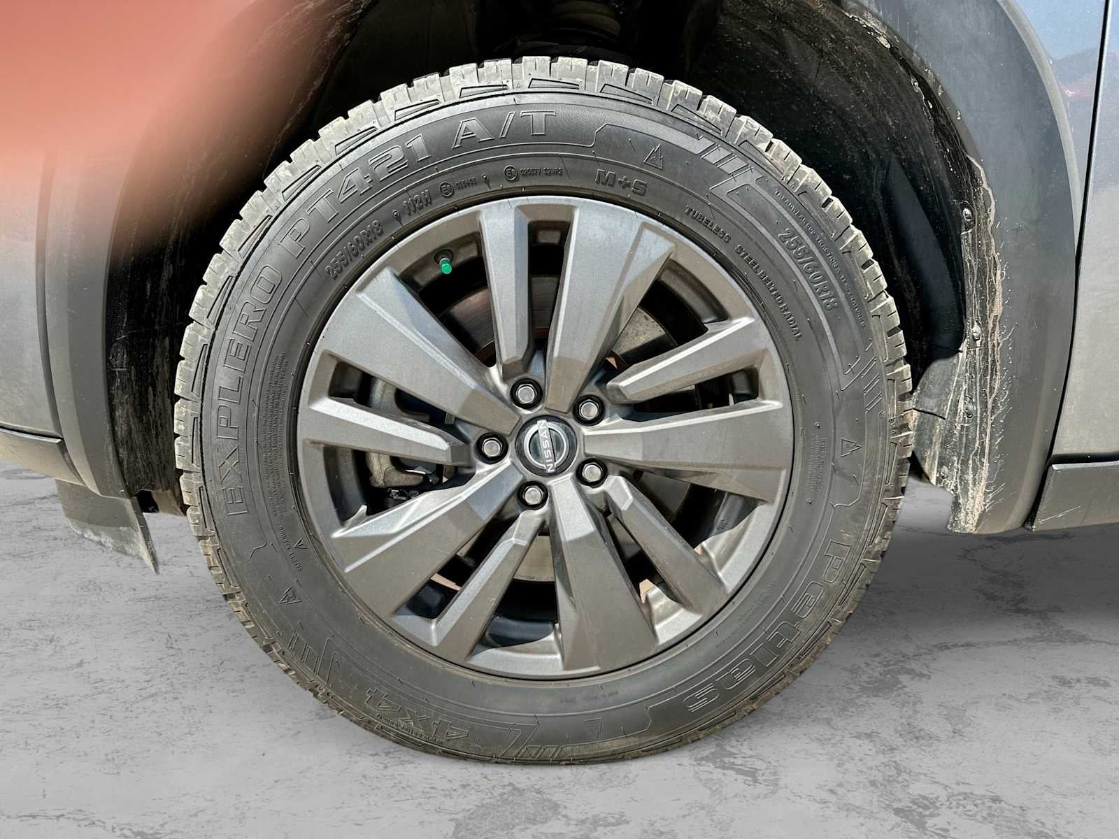 2022 Nissan Pathfinder SV 4WD