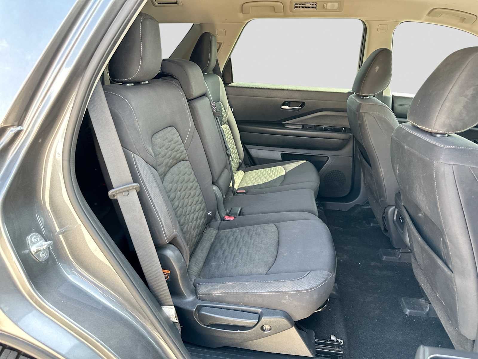 2022 Nissan Pathfinder SV 4WD