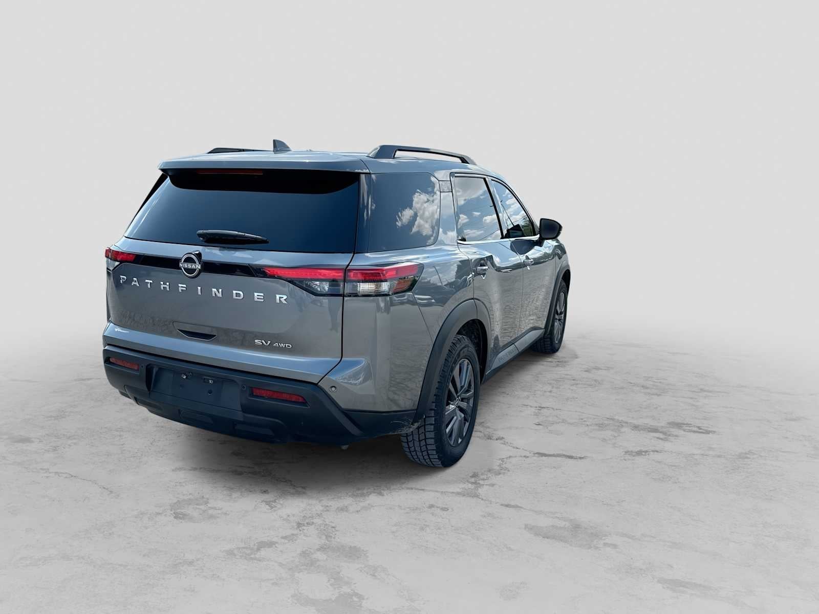 2022 Nissan Pathfinder SV 4WD