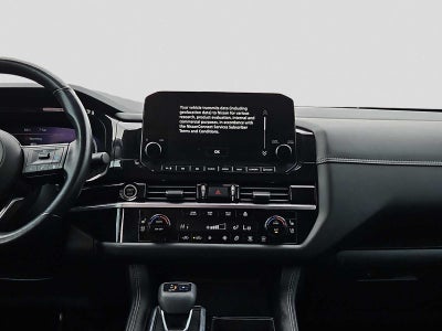 2022 Nissan Pathfinder Platinum 2WD