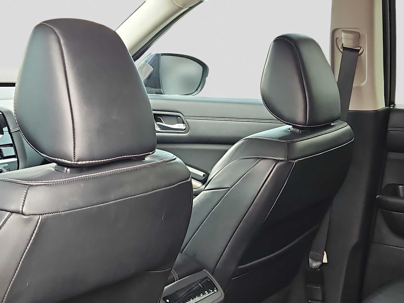 2022 Nissan Pathfinder Platinum 2WD