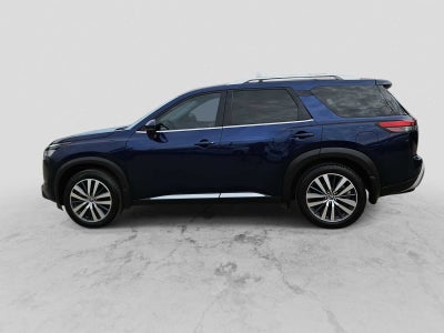 2022 Nissan Pathfinder Platinum 2WD