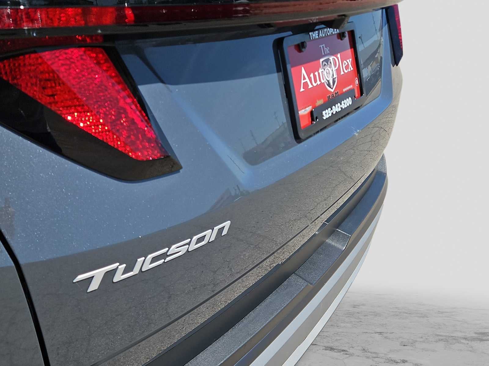 2025 Hyundai Tucson SE