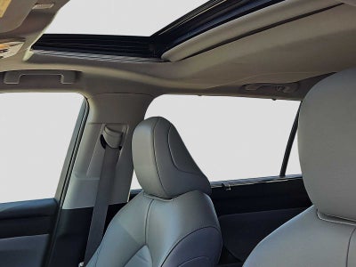 2023 Toyota Highlander Hybrid XLE