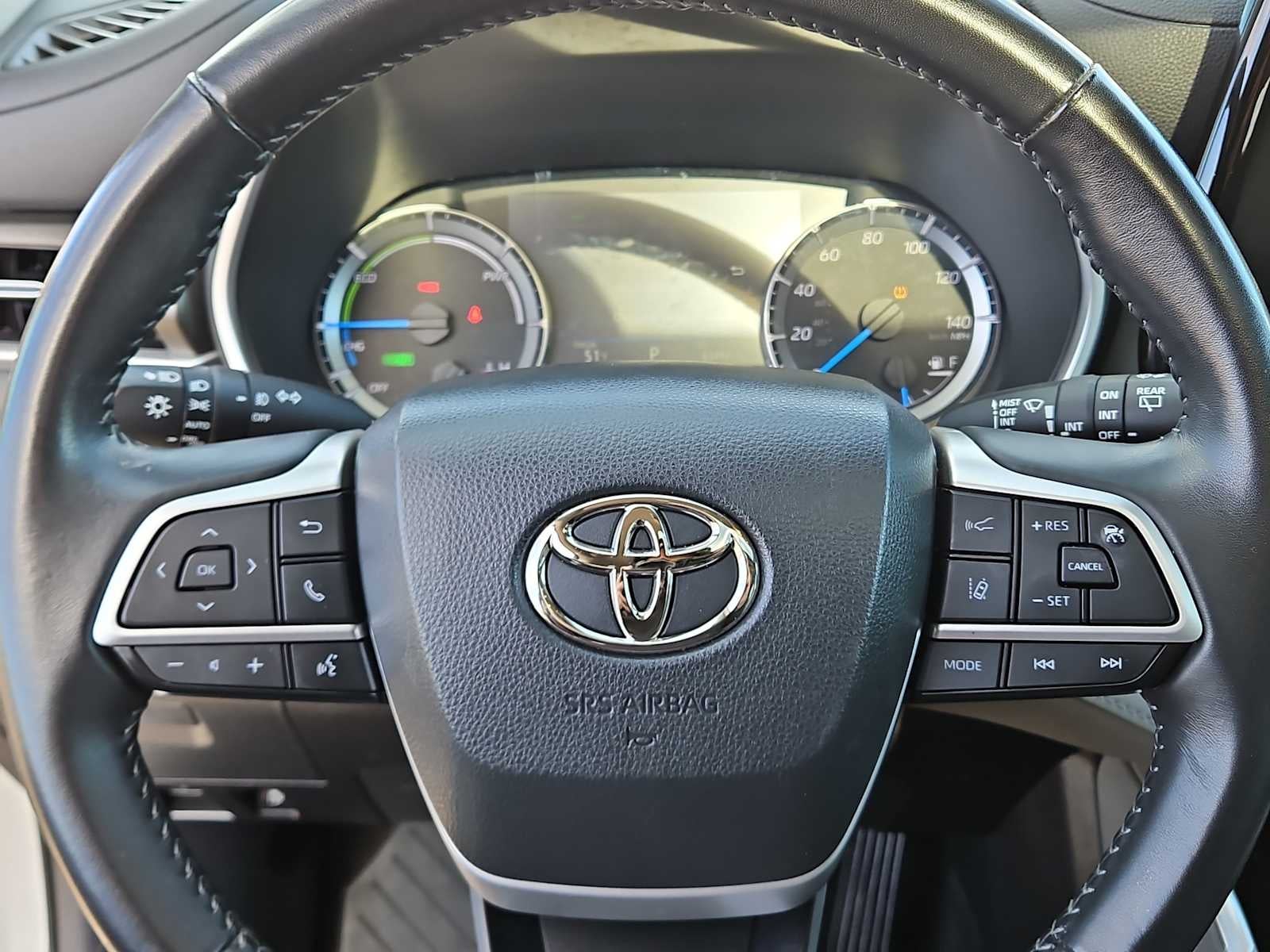 2023 Toyota Highlander Hybrid XLE