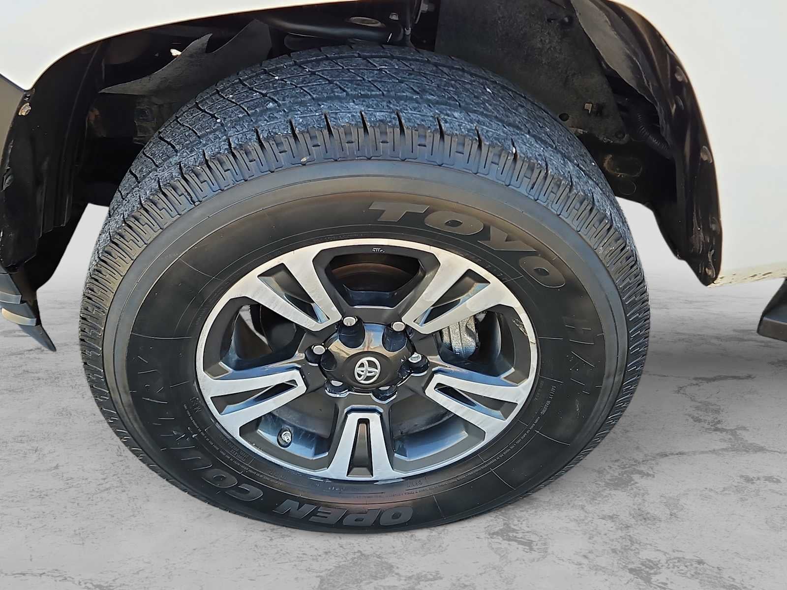 2017 Toyota Tacoma SR5