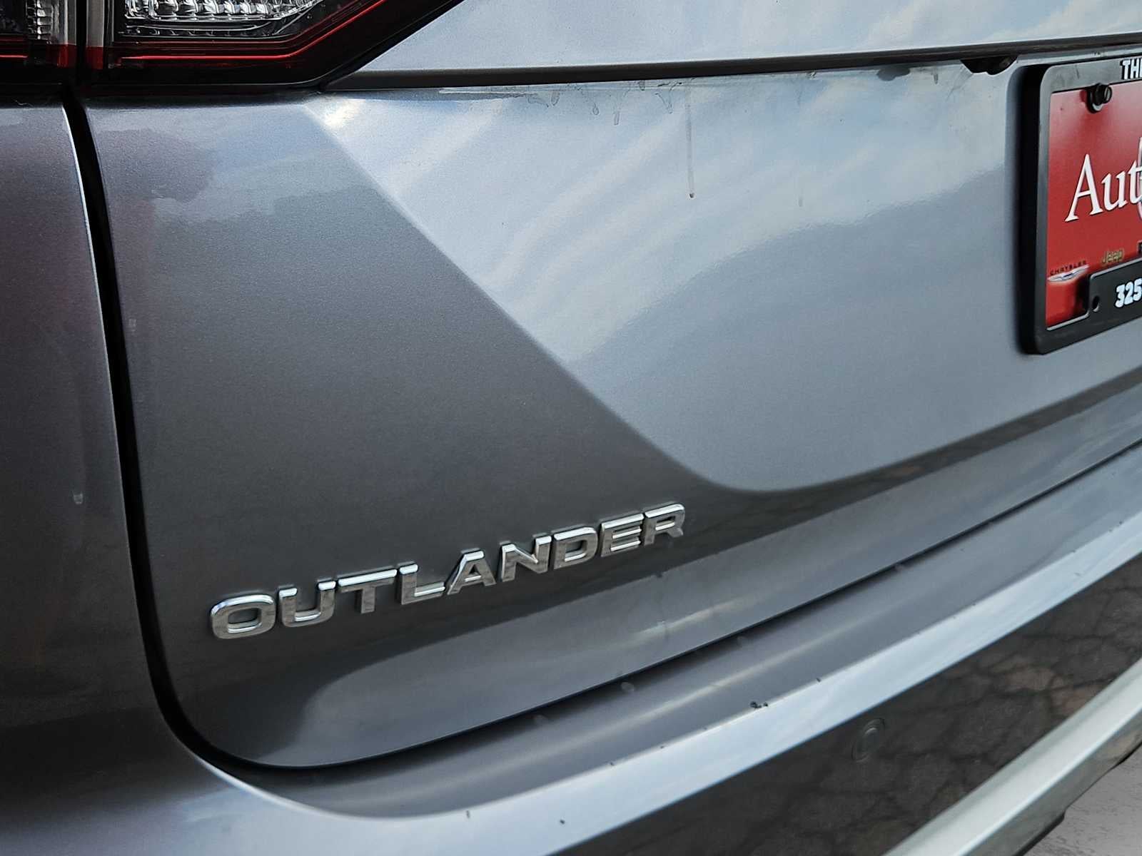 2022 Mitsubishi Outlander SEL Special Edition 2WD