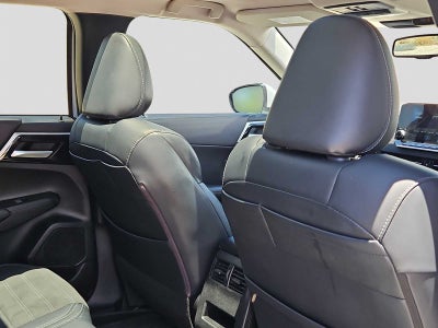 2024 Mitsubishi Outlander SE FWD
