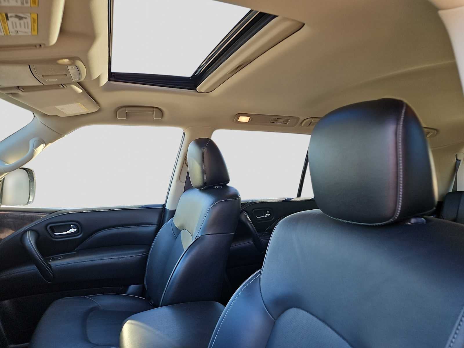 2024 INFINITI QX80 LUXE AWD