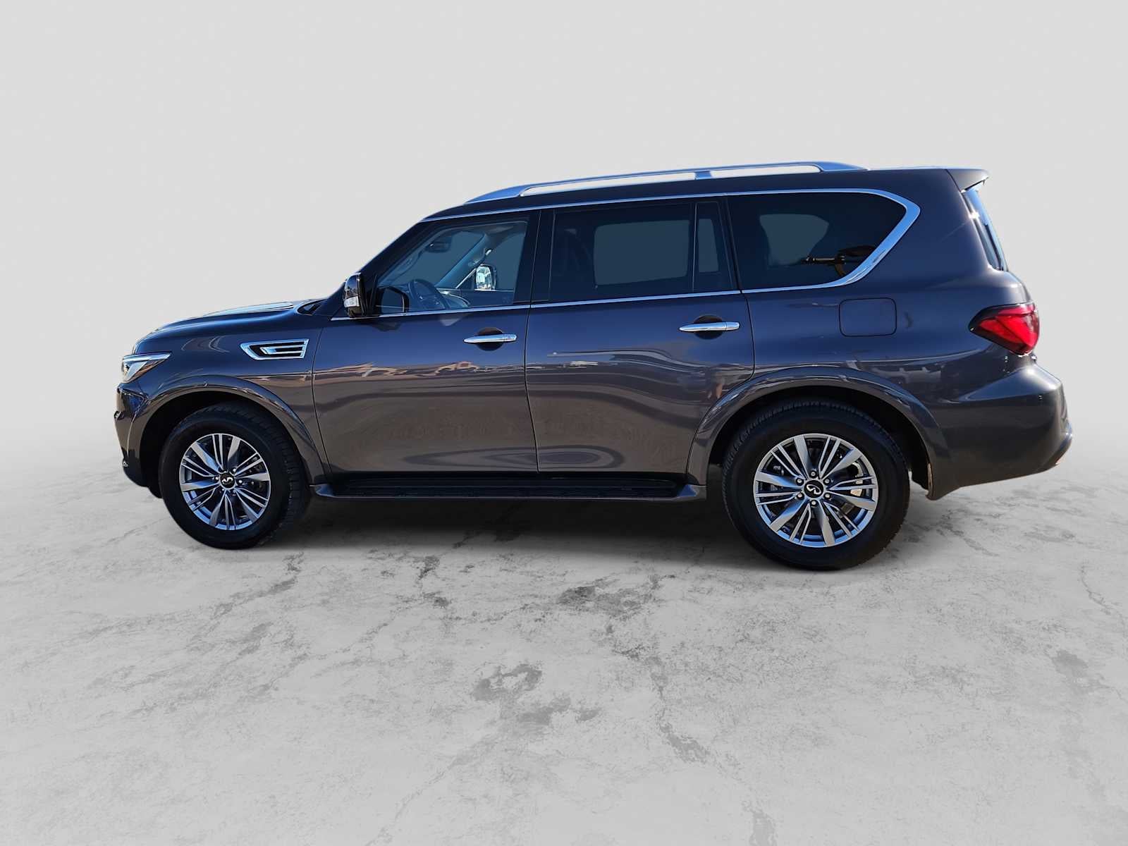2024 INFINITI QX80 LUXE AWD
