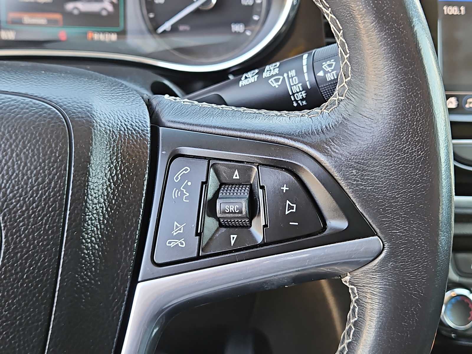 2022 Buick Encore FWD Preferred