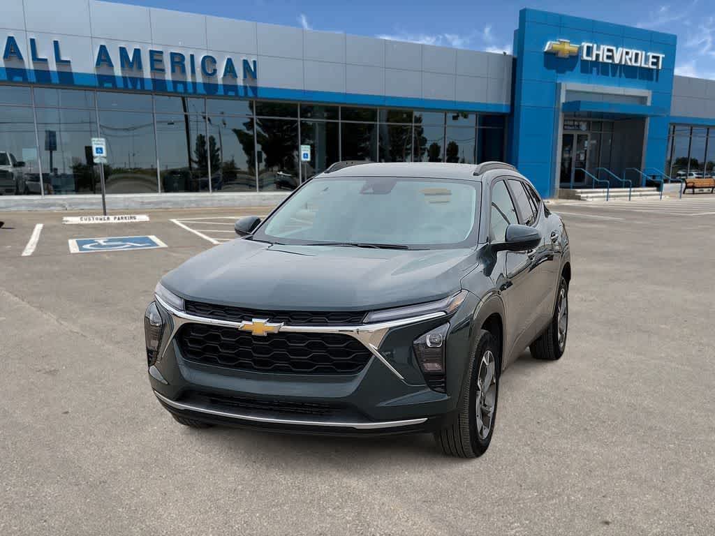 2025 Chevrolet Trax FWD LT