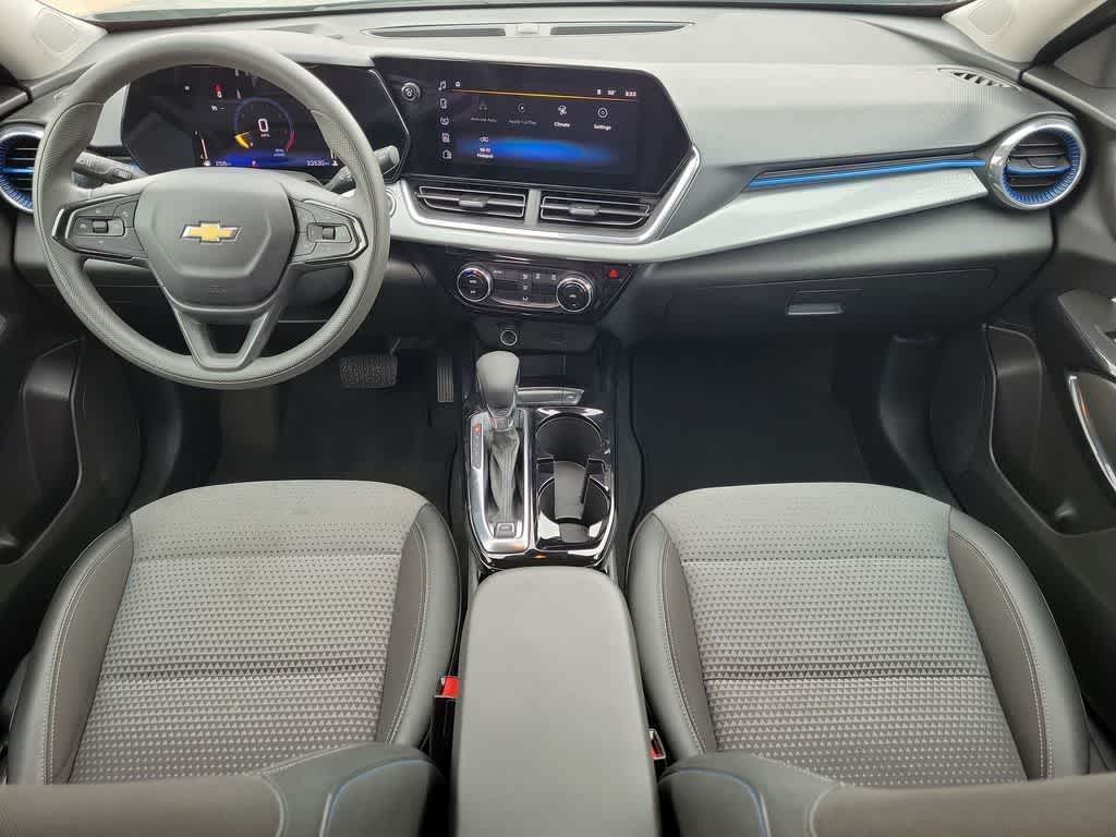 2025 Chevrolet Trax FWD LT