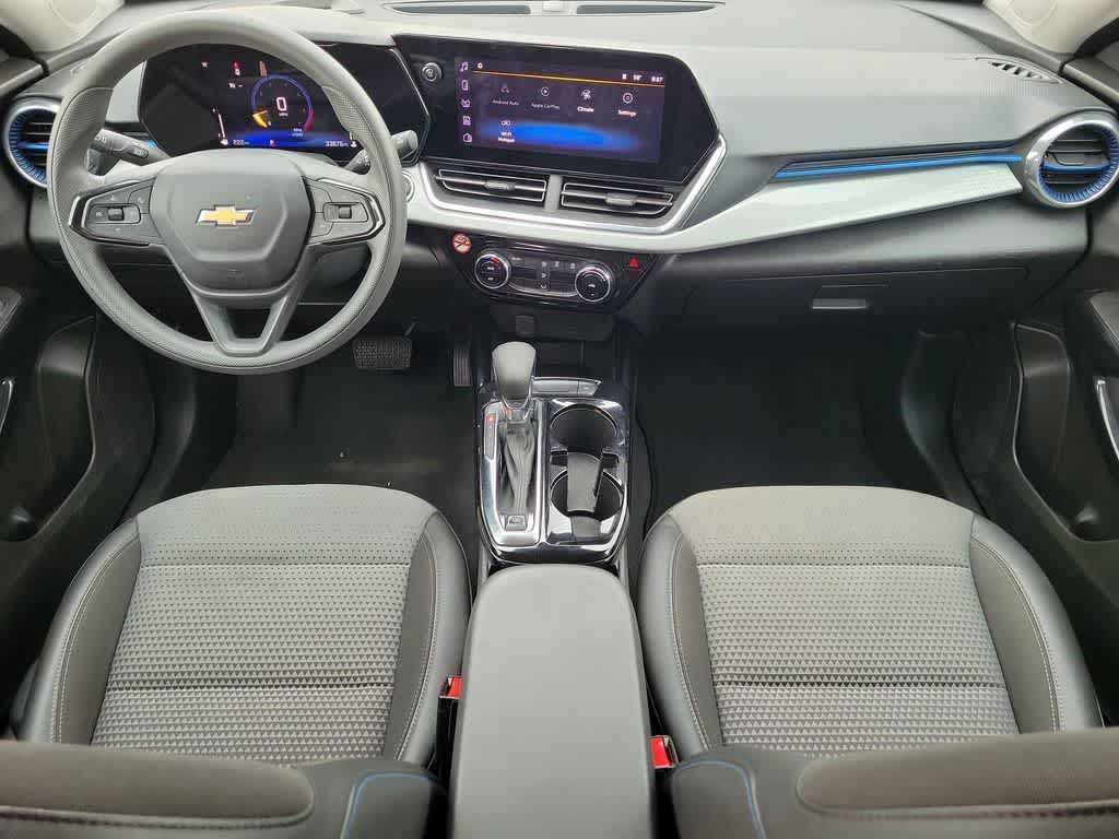 2025 Chevrolet Trax FWD LT