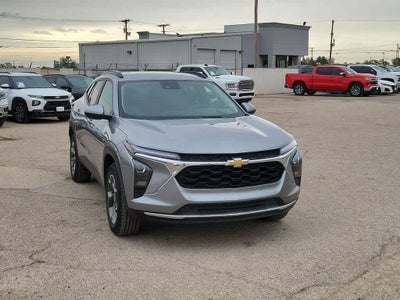 2025 Chevrolet Trax FWD LT