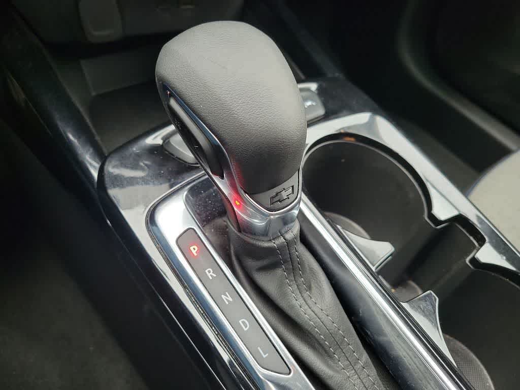2025 Chevrolet Trax FWD LT